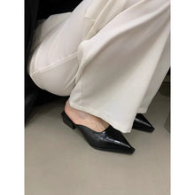 Load image into Gallery viewer, New Mid Heel Slippers Close Toe Outdoor Mules Casual Pumps Street Style Woman Sandals Slip on Half Slippers Loafers Shoes
