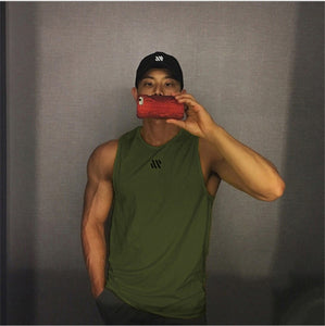 2021 Mens fitness gyms Tank top men Fitness sleeveless shirt Male mesh breathable Sports vest Undershirt Gyms Running vest men