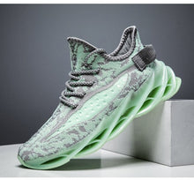 Load image into Gallery viewer, Men's shoes new recreational shoe tide blade woven sneakers in spring and summer outdoor net surface breathable running shoe