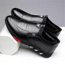 Load image into Gallery viewer, Leather shoes men&#39;s autumn 2021 new British style casual men&#39;s shoes soft sole lazy single pedal shoes