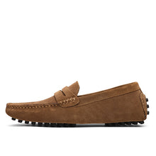 Load image into Gallery viewer, Shoes Men Loafers Soft Moccasins High Quality Autumn Winter Genuine Leather Shoes Men Warm Fur Plush Flats Gommino Driving Shoes