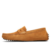 Load image into Gallery viewer, Shoes Men Loafers Soft Moccasins High Quality Autumn Winter Genuine Leather Shoes Men Warm Fur Plush Flats Gommino Driving Shoes